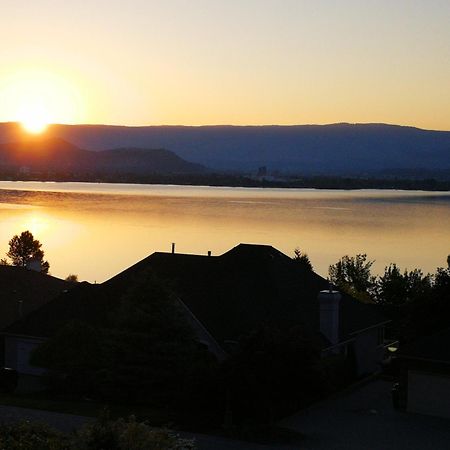 Casa Grande Lakeview House West Kelowna Habitación foto