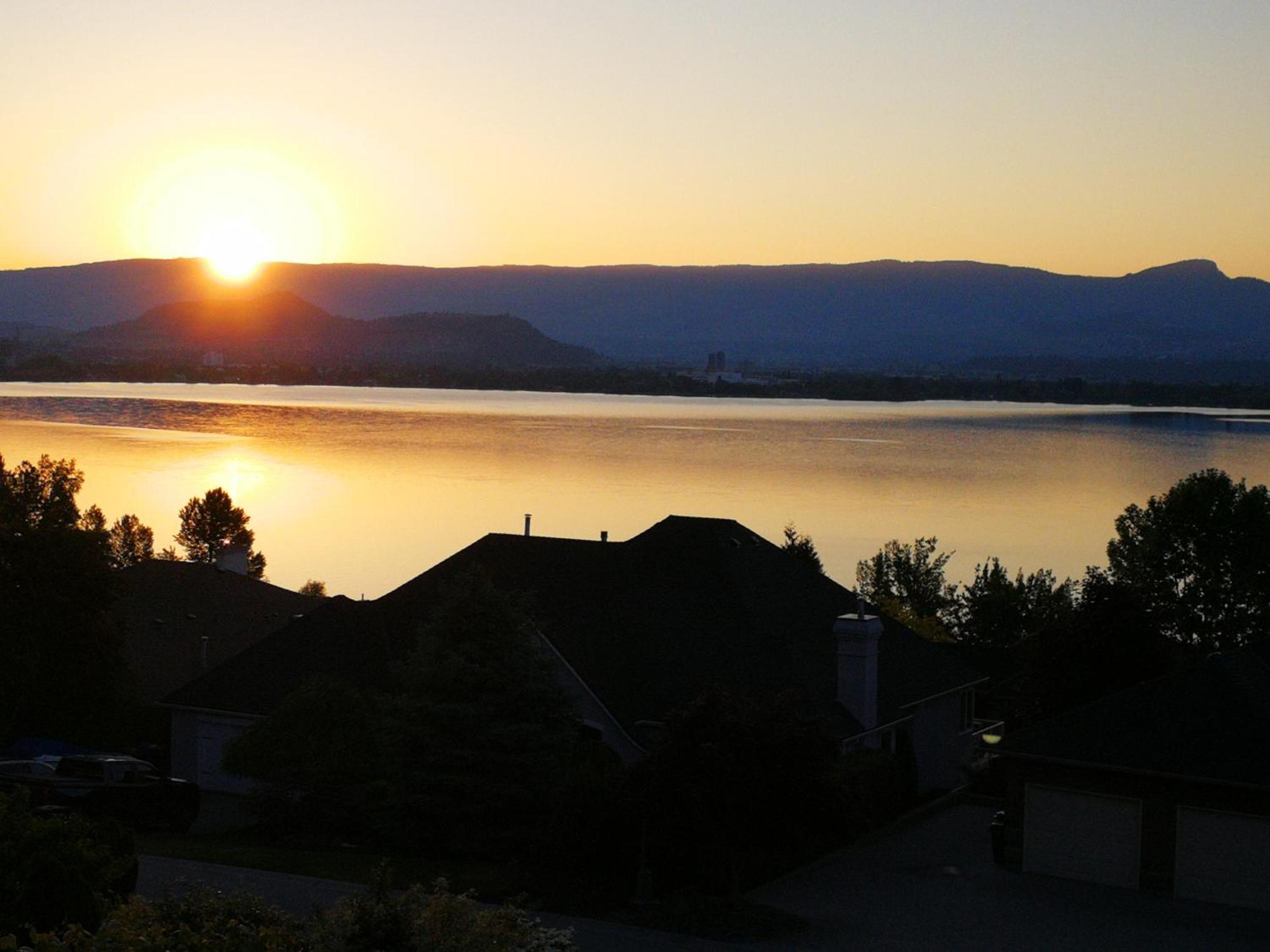 Casa Grande Lakeview House West Kelowna Habitación foto